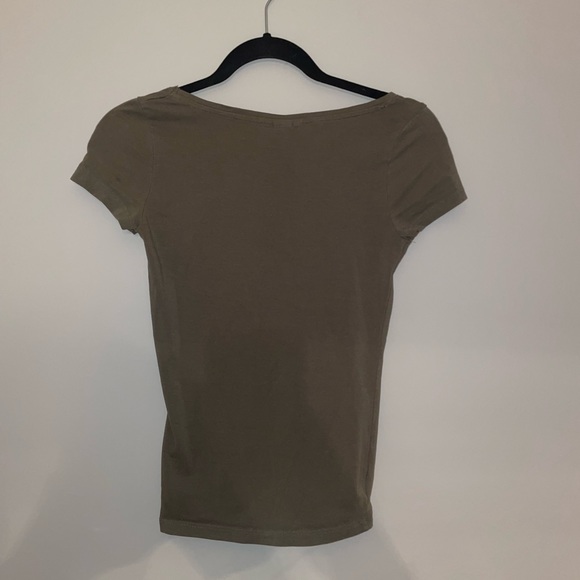 FIVE H&M Basic Tees - Picture 12 of 16